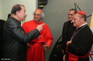 Presidente Daniel y Compañera Rosario reciben a Su Eminencia Cardenal Leopoldo Brenes