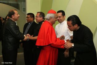 Presidente Daniel y Compañera Rosario reciben a Su Eminencia Cardenal Leopoldo Brenes