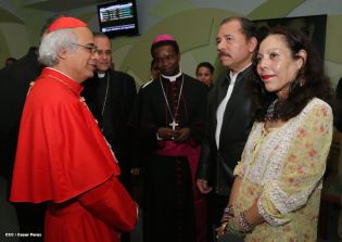 Presidente Daniel y Compañera Rosario reciben a Su Eminencia Cardenal Leopoldo Brenes