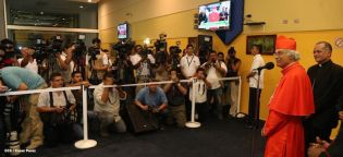 Presidente Daniel y Compañera Rosario reciben a Su Eminencia Cardenal Leopoldo Brenes