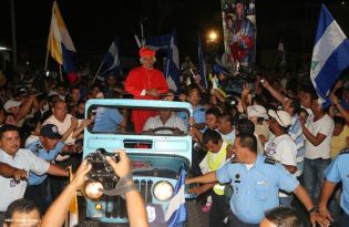 Presidente Daniel y Compañera Rosario reciben a Su Eminencia Cardenal Leopoldo Brenes