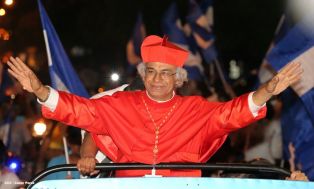 Presidente Daniel y Compañera Rosario reciben a Su Eminencia Cardenal Leopoldo Brenes
