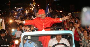 Presidente Daniel y Compañera Rosario reciben a Su Eminencia Cardenal Leopoldo Brenes