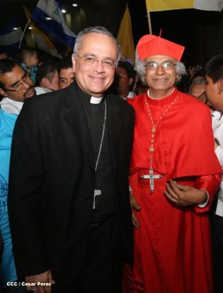 Presidente Daniel y Compañera Rosario reciben a Su Eminencia Cardenal Leopoldo Brenes