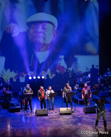 ¡Nicaragua libre y luminosa! Cantata en homenaje al Comandante Carlos Fonseca