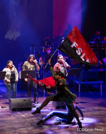 ¡Nicaragua libre y luminosa! Cantata en homenaje al Comandante Carlos Fonseca