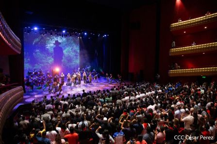 ¡Nicaragua libre y luminosa! Cantata en homenaje al Comandante Carlos Fonseca