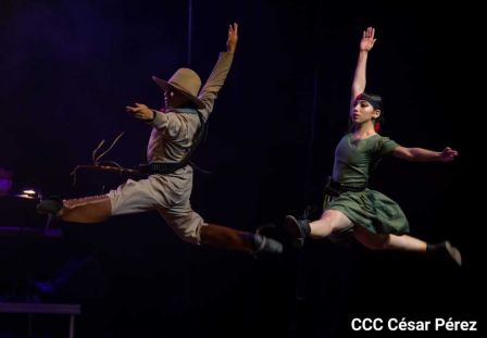 ¡Nicaragua libre y luminosa! Cantata en homenaje al Comandante Carlos Fonseca