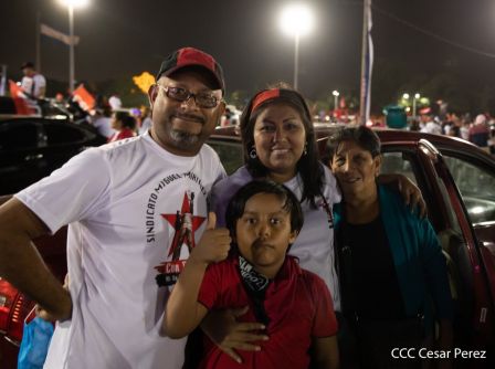 Así se vivió la vigilia en vísperas del 42/19