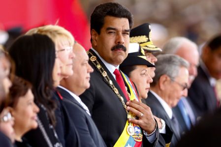 Desfile cívico-militar en honor al primer aniversario del tránsito a la inmortalidad de Chávez