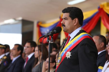Desfile cívico-militar en honor al primer aniversario del tránsito a la inmortalidad de Chávez