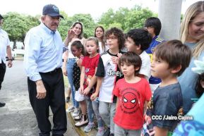 Presidente Daniel Ortega y Compañera Rosario Murillo participan en Verificación Ciudadana