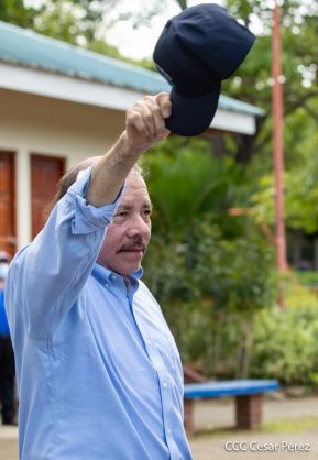 Presidente Daniel Ortega y Compañera Rosario Murillo participan en Verificación Ciudadana