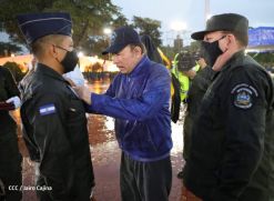 42 Aniversario de Fundación de la Fuerza Aérea