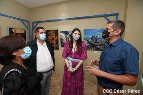 "ES Arte Moda, Diseño y Muralismo"