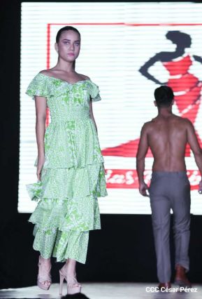 "ES Arte Moda, Diseño y Muralismo"