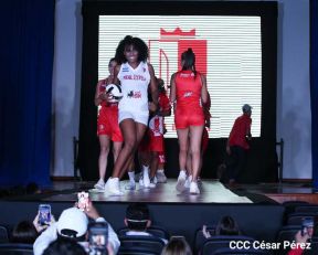 "ES Arte Moda, Diseño y Muralismo"