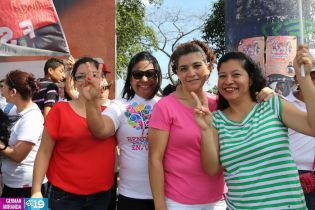 Mujeres Sandinistas movilizadas en saludo al 8 de Marzo