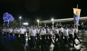 Desfile policial Centinelas de la Paz por el 42 aniversario de la Policía Nacional