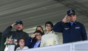 Desfile policial Centinelas de la Paz por el 42 aniversario de la Policía Nacional