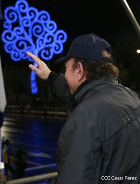 Desfile policial Centinelas de la Paz por el 42 aniversario de la Policía Nacional