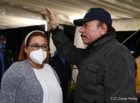 Desfile policial Centinelas de la Paz por el 42 aniversario de la Policía Nacional