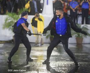Desfile policial Centinelas de la Paz por el 42 aniversario de la Policía Nacional