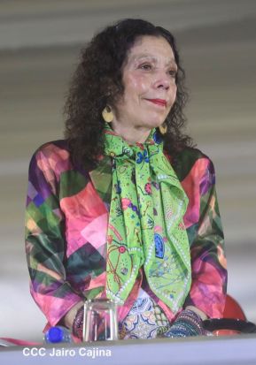 Desfile policial Centinelas de la Paz por el 42 aniversario de la Policía Nacional