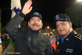 Desfile policial Centinelas de la Paz por el 42 aniversario de la Policía Nacional