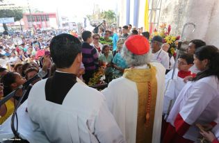 Jinotepe da gran recibimiento a Cardenal José Leopoldo Brenes