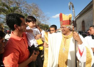 Jinotepe da gran recibimiento a Cardenal José Leopoldo Brenes