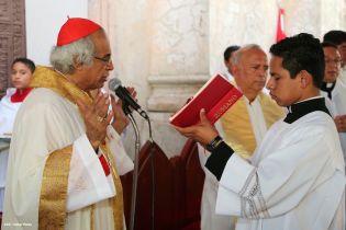 Jinotepe da gran recibimiento a Cardenal José Leopoldo Brenes