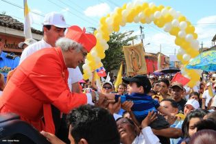 Jinotepe da gran recibimiento a Cardenal José Leopoldo Brenes