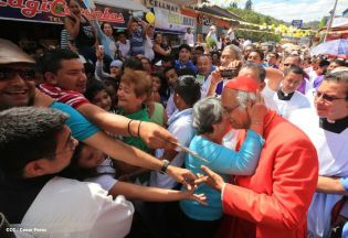 Jubiloso pueblo de Matagalpa recibe al Cardenal Leopoldo Brenes  
