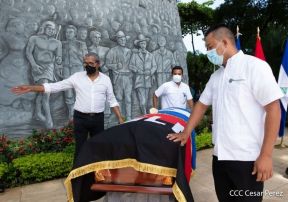 Arnoldo Guillén: El retratista por excelencia de las figuras de nuestro legado heroico 