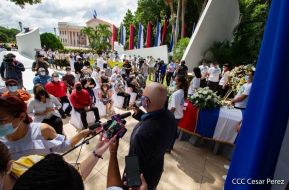 Arnoldo Guillén: El retratista por excelencia de las figuras de nuestro legado heroico 