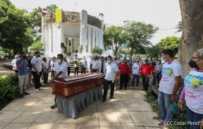 Arnoldo Guillén: El retratista por excelencia de las figuras de nuestro legado heroico 