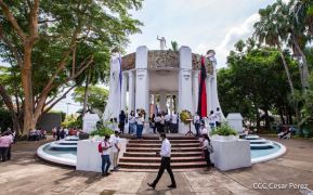 Arnoldo Guillén: El retratista por excelencia de las figuras de nuestro legado heroico 