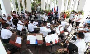 Arnoldo Guillén: El retratista por excelencia de las figuras de nuestro legado heroico 