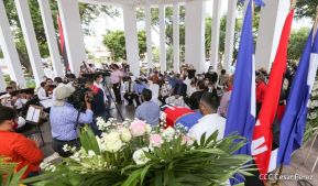 Arnoldo Guillén: El retratista por excelencia de las figuras de nuestro legado heroico 