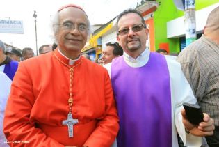 Jubiloso pueblo de Matagalpa recibe al Cardenal Leopoldo Brenes  