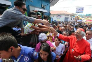 Jubiloso pueblo de Matagalpa recibe al Cardenal Leopoldo Brenes  