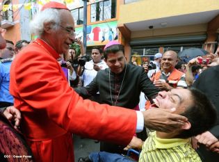 Jubiloso pueblo de Matagalpa recibe al Cardenal Leopoldo Brenes  