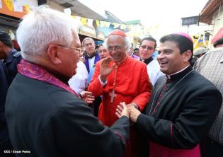 Jubiloso pueblo de Matagalpa recibe al Cardenal Leopoldo Brenes  