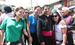 Jubiloso pueblo de Matagalpa recibe al Cardenal Leopoldo Brenes  