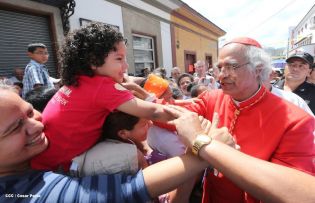 Jubiloso pueblo de Matagalpa recibe al Cardenal Leopoldo Brenes  