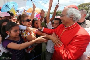 Jubiloso pueblo de Matagalpa recibe al Cardenal Leopoldo Brenes  