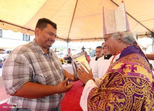 Jubiloso pueblo de Matagalpa recibe al Cardenal Leopoldo Brenes  