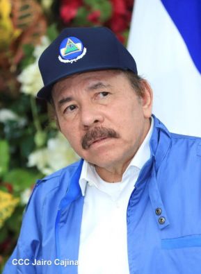 Presidente-Comandante Daniel en comunicación con las Familias Nicaragüenses