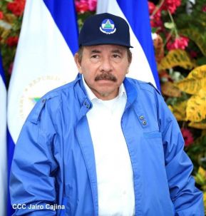 Presidente-Comandante Daniel en comunicación con las Familias Nicaragüenses